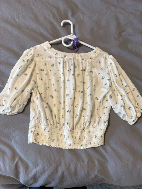 WILFRED Cream Floral Button-Front Crop Top - Picture 6 of 6